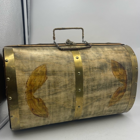 VTG Handcrafted/Painted Bamboo Wood & Brass:Cylinder Travel Case w/Latch Closure